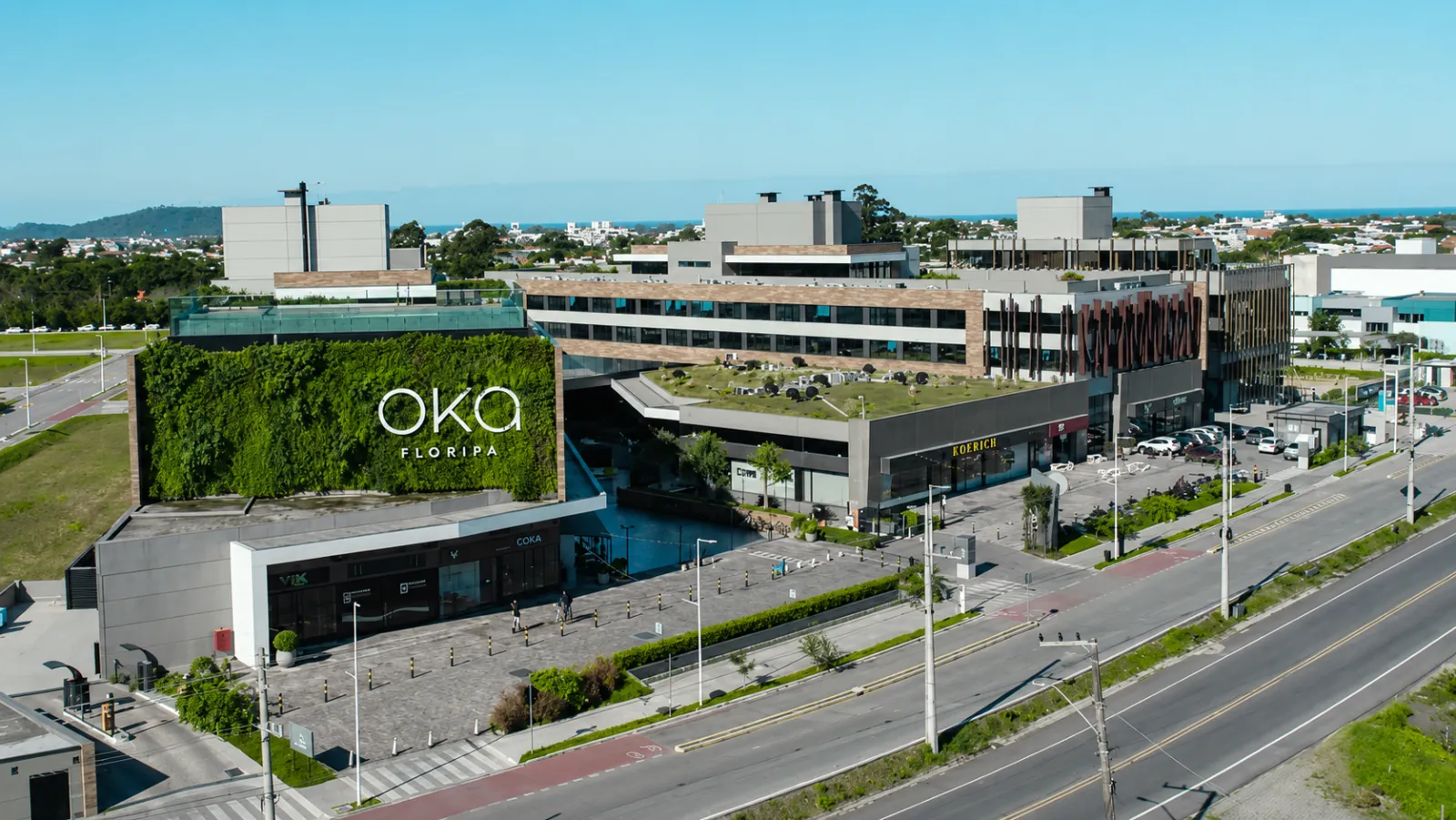 Vista aérea do OKA Floripa Shopping, no Campeche, onde fica a Tryo Odontologia